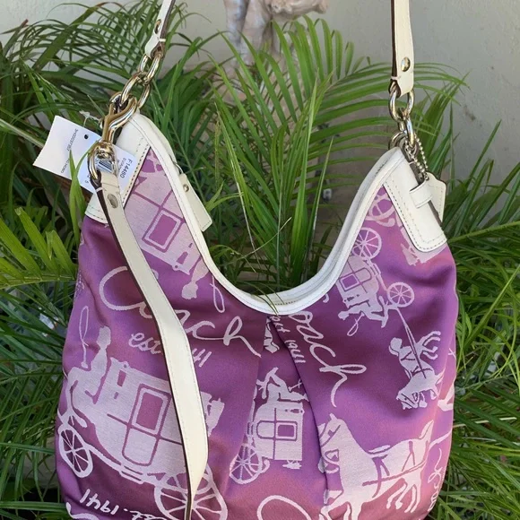 RARE NWT Coach Horse and Carriage Hobo/Crossbody & Matching Wristlet - Picture 5 of 12